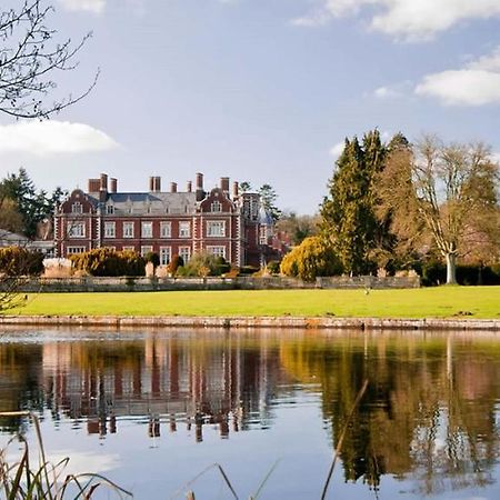 Lynford Hall Hotel Mundford Kültér fotó